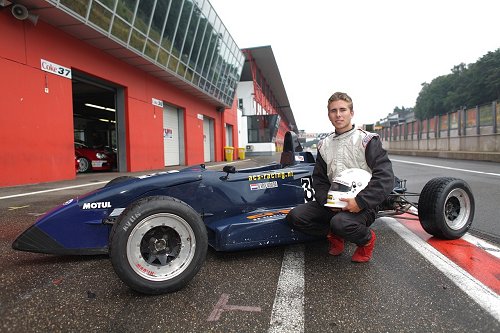 Maciej Krolikowski debuteert in Formule Ford